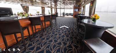 Yacht 107 lounge